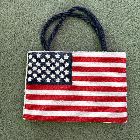 Valerie Stevens Handbags - Vintage Valerie Steven’s American Flag Handbag